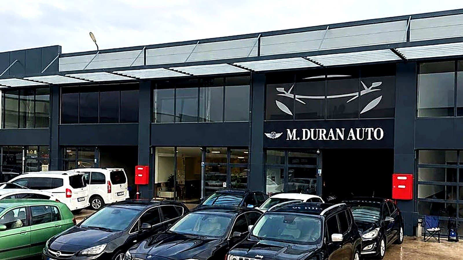 M. Duran Auto galeri cephesi, Çorlu